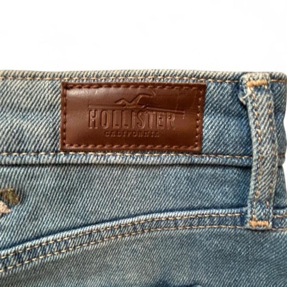 Floral Hollister Jeans - Picture 4 of 5